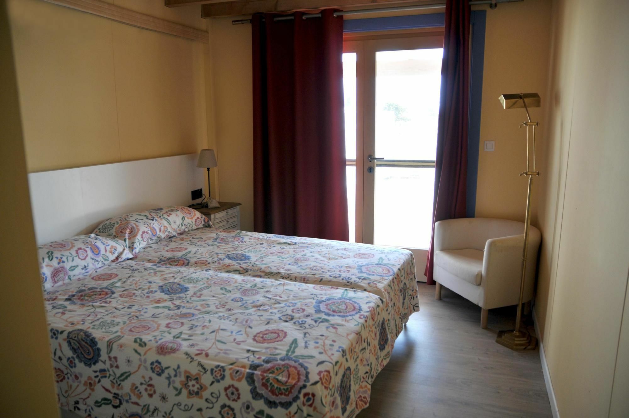 Aparthotel Oliwood Beach Oliva Eksteriør bilde